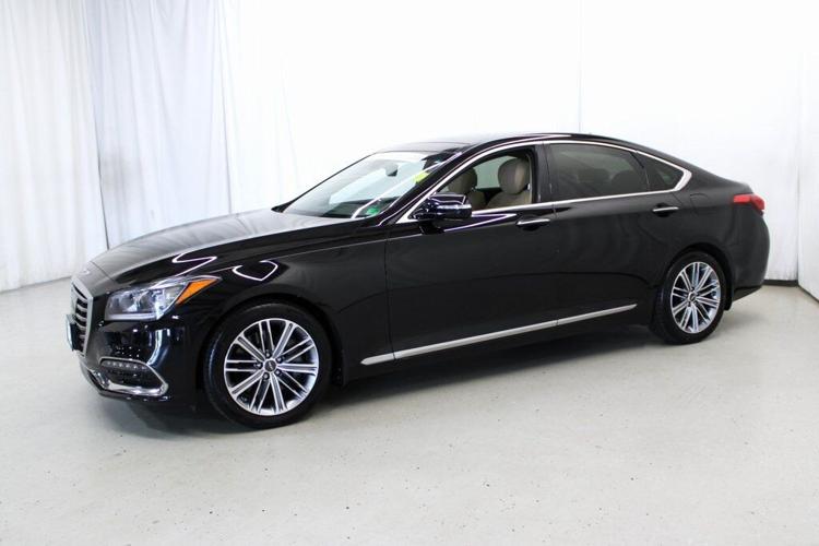 2018 Victoria Black Genesis G80 3.8