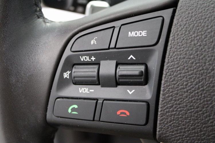 2018 Victoria Black Genesis G80 3.8