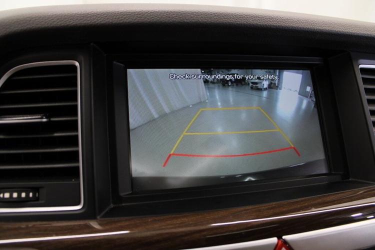 2018 Victoria Black Genesis G80 3.8